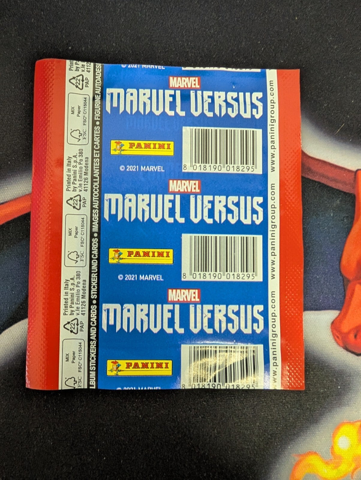 Panini Marvel Versus Sticker Collection ONE Booster Pack Random Art NEW SEALED