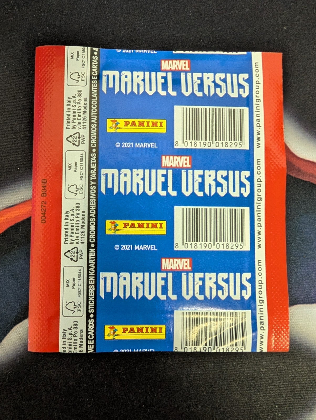 Panini Marvel Versus Sticker Collection ONE Booster Pack Random Art NEW SEALED